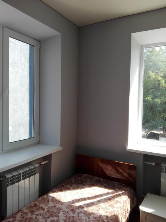Apartment On Kryvorizhstal Street 35-24 Krivoi Rog Exterior foto