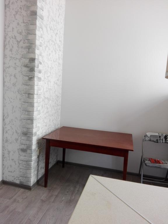 Apartment On Kryvorizhstal Street 35-24 Krivoi Rog Exterior foto